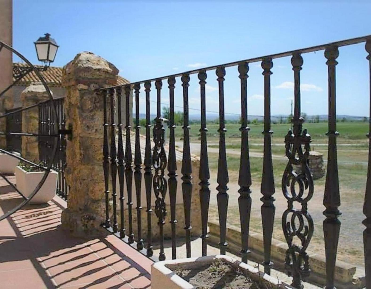 Masia Los Camineros Cella Bagian luar foto